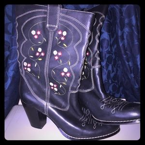 Seychelles black floral boots